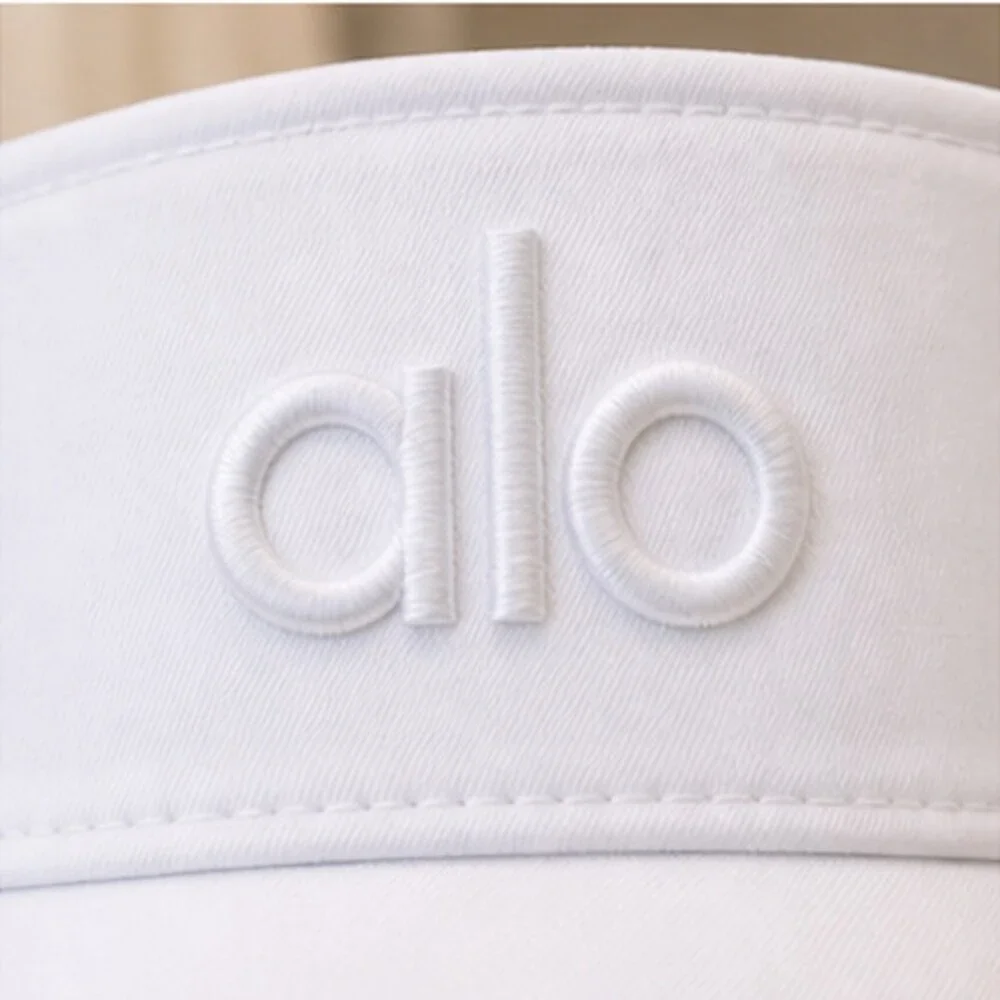 ALO Yoga White Studio Open Top Visor Hat Sporty